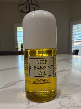 DHC Deep Cleansing Oil – Facial Makeup Remover - 30ml. New.